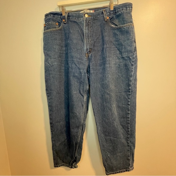 Levis 560 Comfort Fit medium wash Blue Jeans Sz 42x30 - Picture 1 of 7
